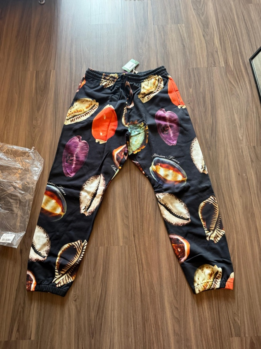 Denim Tears - Bold Shell Print Joggers - Black with Multicolor Shells